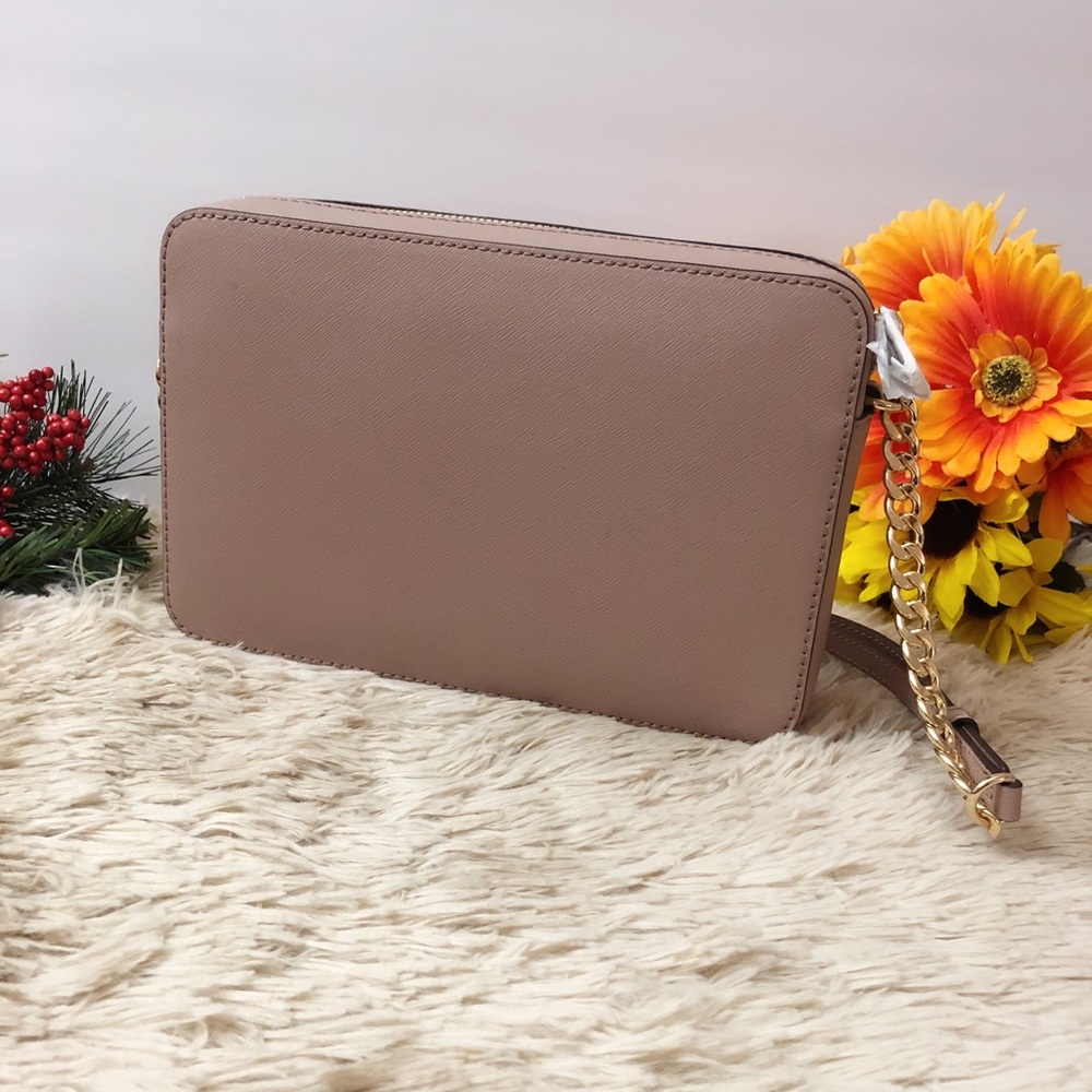 NWT Michael Kors Jet Set Item Crossbody Bag Fawn - Picture 7 of 8